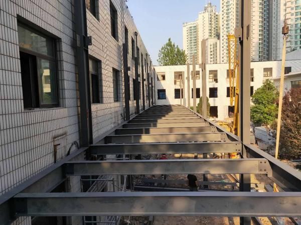 成都鋼結構商品房（成都永吉鑫鋼結構住宅） 鋼結構蹦極設計 第4張