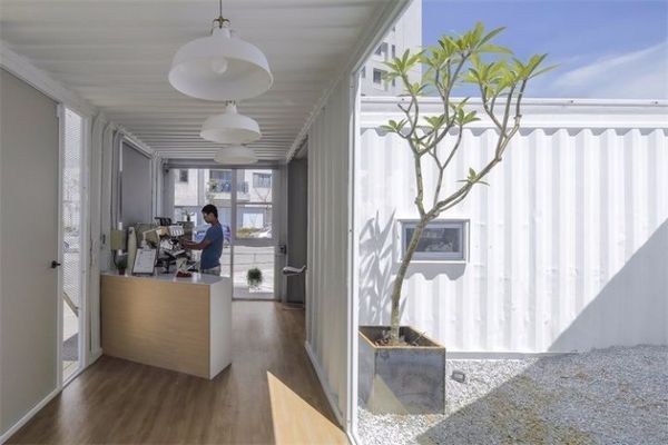 集裝箱鋼架餐廳外觀（集裝箱鋼架餐廳外觀設(shè)計(jì)） 結(jié)構(gòu)工業(yè)裝備設(shè)計(jì) 第4張