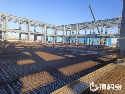 鋼結(jié)構(gòu)樓層板栓釘用多大栓釘機(jī)合適（鋼結(jié)構(gòu)樓層板施工規(guī)范栓釘機(jī)操作培訓(xùn)課程介紹） 全國(guó)鋼結(jié)構(gòu)廠 第2張