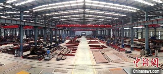 鋼結構加工工廠安裝視頻(鋼結構加工工廠安裝視頻專區鋼結構加工工廠安裝過程和技術要點) 裝飾幕墻設計 第1張 鋼結構加工工廠安裝視頻(鋼結構加工工廠安裝視頻專區鋼結構加工工廠安裝過程和技術要點) 裝飾幕墻設計 第1張