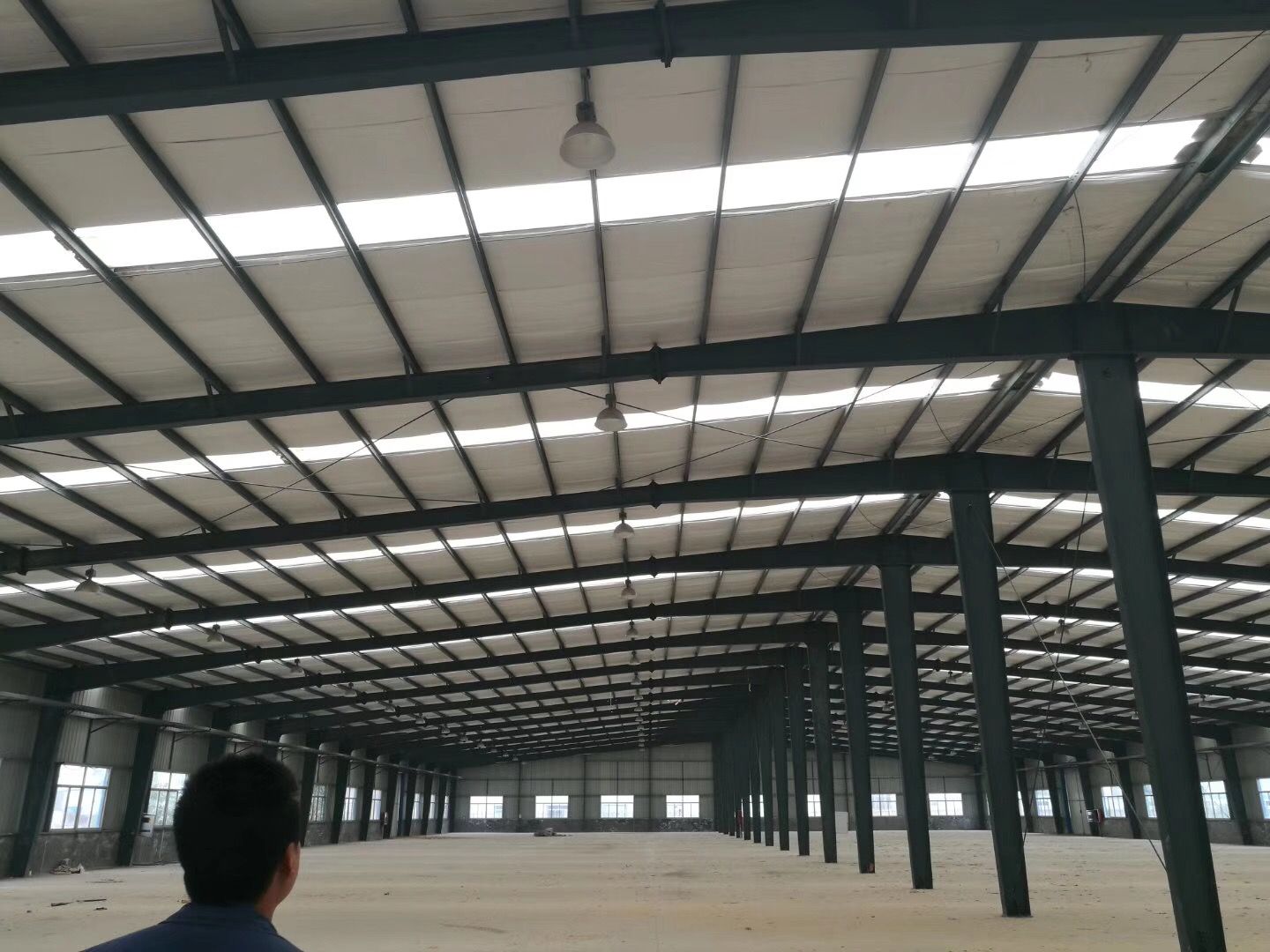 鋼結(jié)構(gòu)廠房一平方多少噸(鋼結(jié)構(gòu)廠房每平方米的重量并不是一個固定的數(shù)值) 裝飾家裝設(shè)計 第5張 鋼結(jié)構(gòu)廠房一平方多少噸(鋼結(jié)構(gòu)廠房每平方米的重量并不是一個固定的數(shù)值) 裝飾家裝設(shè)計 第5張