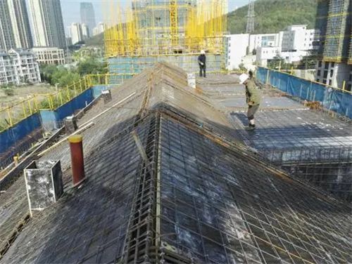 上海彩鋼板設備廠家電話（上海彩鋼板設備有哪些技術特點？） 北京鋼結構設計問答