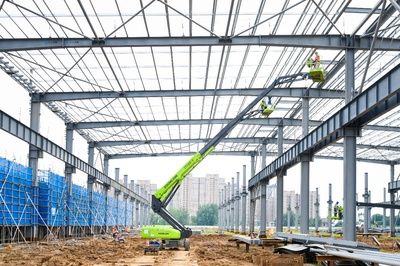 2層鋼結構廠房需要裝塔吊嗎 鋼結構玻璃棧道設計 第5張 2層鋼結構廠房需要裝塔吊嗎 鋼結構玻璃棧道設計 第5張