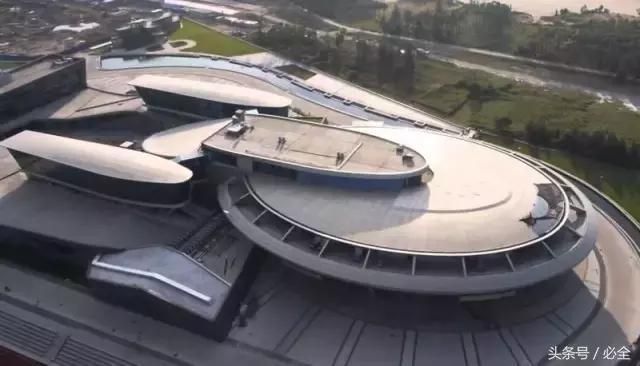 中國異型建筑有哪些(中國一些具有代表性的異型建筑) 結構機械鋼結構施工 第2張 中國異型建筑有哪些(中國一些具有代表性的異型建筑) 結構機械鋼結構施工 第2張