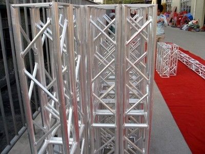 廣告桁架搭建制作多少一平方米(桁架制作包含費用明細) 建筑方案設計 第4張 廣告桁架搭建制作多少一平方米(桁架制作包含費用明細) 建筑方案設計 第4張