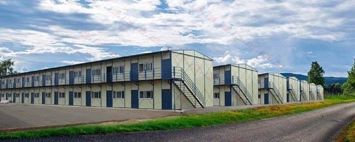 彩鋼房搭設工藝流程視頻(彩鋼房保溫棉鋪設技巧) 鋼結構跳臺施工 第4張 彩鋼房搭設工藝流程視頻(彩鋼房保溫棉鋪設技巧) 鋼結構跳臺施工 第4張