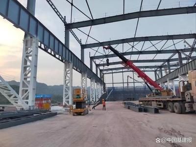 鋼結構管廊圖片(鋼結構管廊的價格范圍是鋼結構管廊的維護保養) 建筑效果圖設計 第3張 鋼結構管廊圖片(鋼結構管廊的價格范圍是鋼結構管廊的維護保養) 建筑效果圖設計 第3張