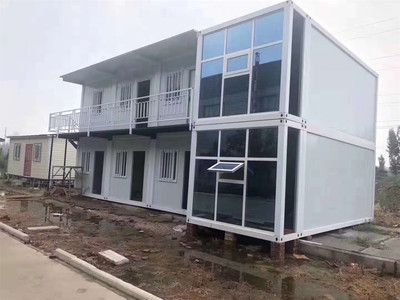 集裝箱的衛生間用什么板材好(集裝箱衛生間板材耐久性對比) 鋼結構鋼結構螺旋樓梯設計 第4張 集裝箱的衛生間用什么板材好(集裝箱衛生間板材耐久性對比) 鋼結構鋼結構螺旋樓梯設計 第4張