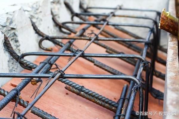 粘鋼加固與其他加固方式比較(建筑和橋梁加固工程中粘鋼加固工程中粘鋼加固方法有哪些優勢) 鋼結構鋼結構停車場設計 第5張 粘鋼加固與其他加固方式比較(建筑和橋梁加固工程中粘鋼加固工程中粘鋼加固方法有哪些優勢) 鋼結構鋼結構停車場設計 第5張