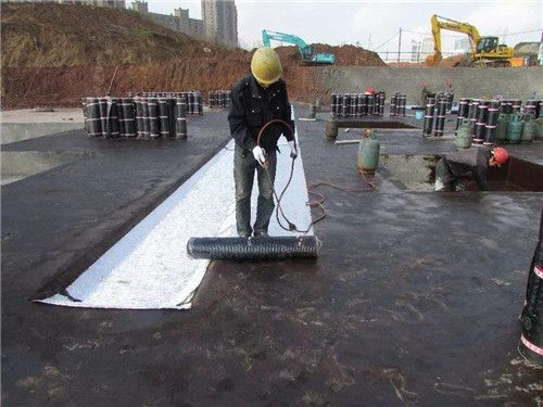 屋頂注漿防水堵漏做法(屋頂防水堵漏常見問題及解決方案,屋頂防水施工安全規范) 建筑消防施工 第3張 屋頂注漿防水堵漏做法(屋頂防水堵漏常見問題及解決方案,屋頂防水施工安全規范) 建筑消防施工 第3張