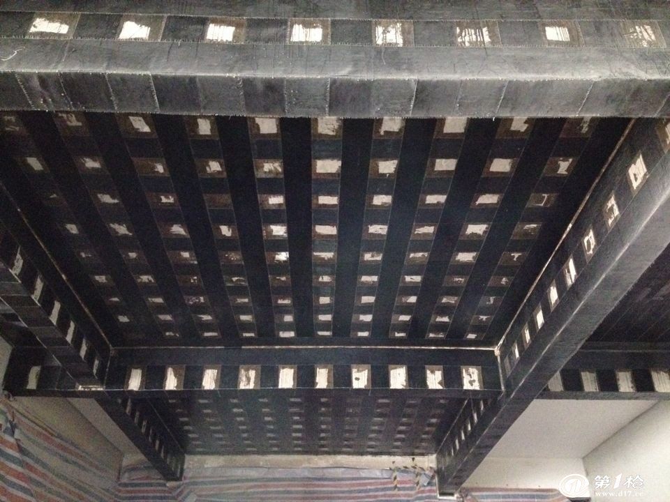 建筑加固的碳纖維加固是什么(碳纖維加固技術(shù)以其獨(dú)特的優(yōu)勢(shì)和廣泛的應(yīng)用范圍) 北京網(wǎng)架設(shè)計(jì) 第4張 建筑加固的碳纖維加固是什么(碳纖維加固技術(shù)以其獨(dú)特的優(yōu)勢(shì)和廣泛的應(yīng)用范圍) 北京網(wǎng)架設(shè)計(jì) 第4張