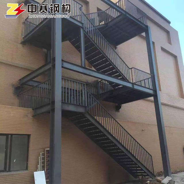 室外鋼結(jié)構(gòu)樓梯多少錢一米（鋼結(jié)構(gòu)樓梯安裝流程詳解室外樓梯防銹處理方法）