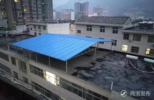 彩鋼房頂結(jié)構(gòu)圖片(彩鋼房頂結(jié)構(gòu)圖片展示) 建筑方案施工 第4張 彩鋼房頂結(jié)構(gòu)圖片(彩鋼房頂結(jié)構(gòu)圖片展示) 建筑方案施工 第4張