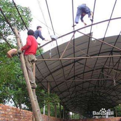 彩鋼房搭建步驟圖解(彩鋼房搭建的基本流程) 鋼結構鋼結構停車場設計 第5張 彩鋼房搭建步驟圖解(彩鋼房搭建的基本流程) 鋼結構鋼結構停車場設計 第5張