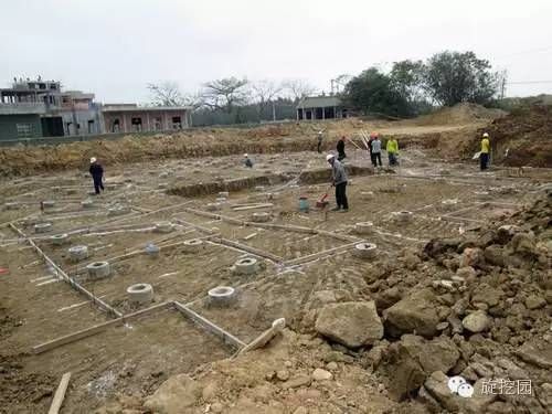 地基處理與加固的施工方案(地基處理與加固施工方案) 鋼結構門式鋼架施工 第5張 地基處理與加固的施工方案(地基處理與加固施工方案) 鋼結構門式鋼架施工 第5張