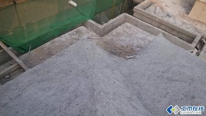 屋面加固方法有哪幾種圖片(屋面加固技術詳解碳纖維加固與傳統方法比較) 鋼結構鋼結構停車場施工 第3張 屋面加固方法有哪幾種圖片(屋面加固技術詳解碳纖維加固與傳統方法比較) 鋼結構鋼結構停車場施工 第3張