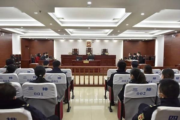 承重墻拆除了會(huì)被罰款么(拆除承重墻不僅會(huì)對(duì)建筑物的安全造成嚴(yán)重影響,還會(huì)導(dǎo)致刑事責(zé)任) 建筑方案設(shè)計(jì) 第1張 承重墻拆除了會(huì)被罰款么(拆除承重墻不僅會(huì)對(duì)建筑物的安全造成嚴(yán)重影響,還會(huì)導(dǎo)致刑事責(zé)任) 建筑方案設(shè)計(jì) 第1張