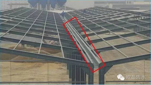 磚墻與鋼結構屋面連接(磚墻與鋼結構屋面如何連接) 結構工業鋼結構設計 第2張 磚墻與鋼結構屋面連接(磚墻與鋼結構屋面如何連接) 結構工業鋼結構設計 第2張