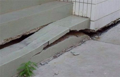樓房地基下沉會倒塌嗎（樓房地基下沉嚴重會導致倒塌嗎） 結構電力行業施工 第2張
