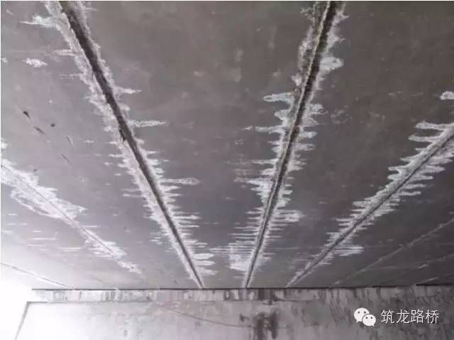 空心板裂縫怎么處理（空心板裂縫處理方法） 結構電力行業施工 第5張