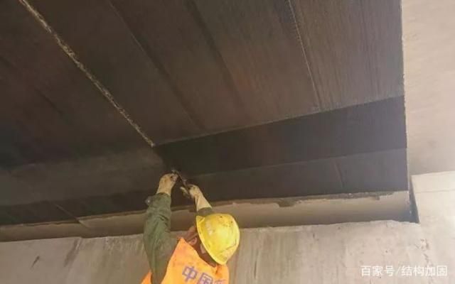 碳纖維加固施工人員培訓(碳纖維加固技術最新研究,碳纖維加固案例分析報告) 鋼結構玻璃棧道設計 第2張 碳纖維加固施工人員培訓(碳纖維加固技術最新研究,碳纖維加固案例分析報告) 鋼結構玻璃棧道設計 第2張