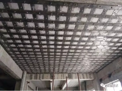 碳纖維加固樓板的耐久性研究，碳纖維加固樓板耐久性研究，影響因素、性能評估與