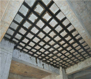 碳纖維加固施工安全培訓案例，碳纖維加固施工安全培訓，案例解析與