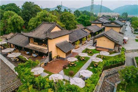 農村自建房做民宿違法嗎，農村自建房做民宿的合法性探究