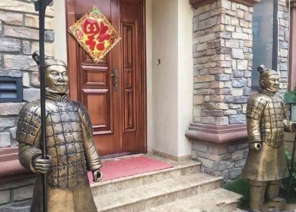 農村自建房間圖片，幾種不同風格的標題供你參考，你可以按需選擇，，驚艷！農村自建房間實景大賞，走進農村，自建房間特色圖片集錦，探秘農村自建房，那些別具一格的房間
